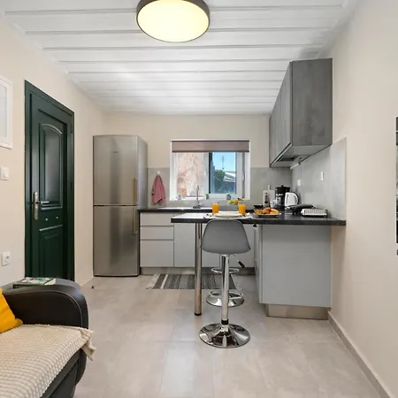 Apartament Ileana-marina 1 *